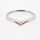 18ct white gold shaped wedding ring