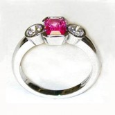 18ct white gold pink sapphire and diamond ring